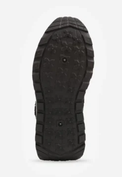 Czarne Sneakersy Śniegowce Vices na Platformie Ozdobione Trójkątną Aplikacją Ficebia