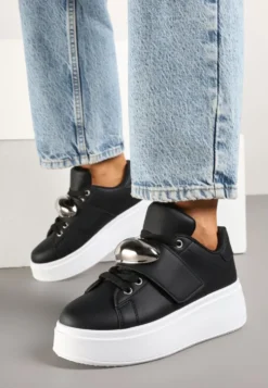 Czarne Sneakersyn na Platformie z Metaliczną Aplikacją Welveria