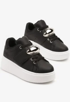 Czarne Sneakersyn na Platformie z Metaliczną Aplikacją Welveria