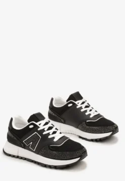 Czarne Sneakersy Ozdobione Cyrkoniami na Podeszwie z Wycięciami Larzive