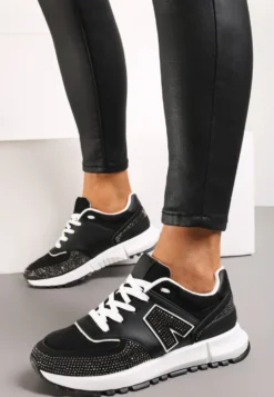 Czarne Sneakersy Ozdobione Cyrkoniami na Podeszwie z Wycięciami Larzive