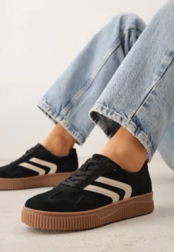 Czarne Sneakersy Retro Tenisówki z Naturalnego Zamszu ze Skórzaną Wkładką Beralene