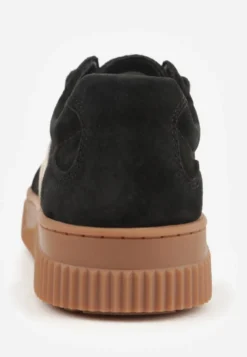 Czarne Sneakersy Retro Tenisówki z Naturalnego Zamszu ze Skórzaną Wkładką Beralene