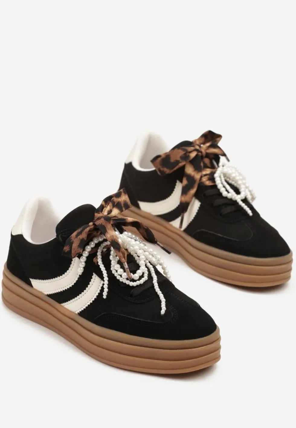 Czarne Sneakersy Tenisówki na Tłoczonej Platformie Ozdobione Perłami Ashinne