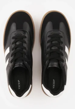 Czarne Sneakersy Tenisówki Ozdobione Paskami Sovresia