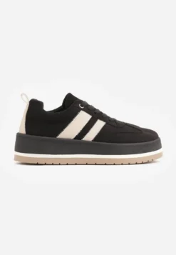 Czarne Sneakersy Typu Kultowe Tenisówki o Fakturze Zamszu na Platformie Numissa