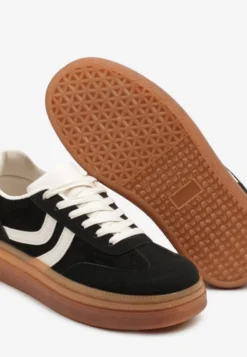 Czarne Sneakersy Typu Kultowe Tenisówki na Niskiej Platformie Olritia