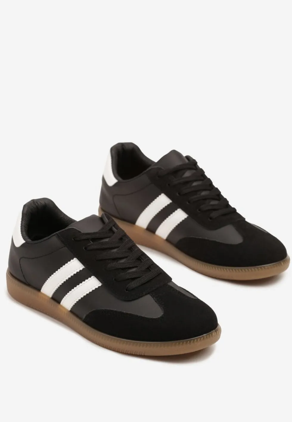 Czarne Sneakersy Typu Kultowe Tenisówki Zdobione Przeszyciami Remiana