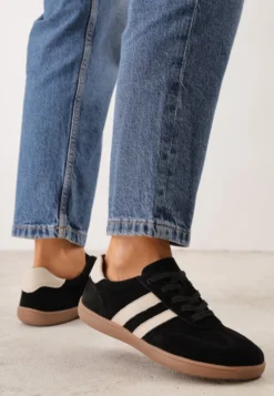 Czarne Sneakersy Typu Tenisówki w Stylu Barefoot ze Skóry Naturalnej Zesso