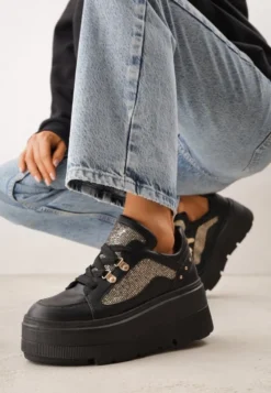 Czarne Sneakersy VICES na Koturnie z Brokatowymi Wstawkami Morinatea