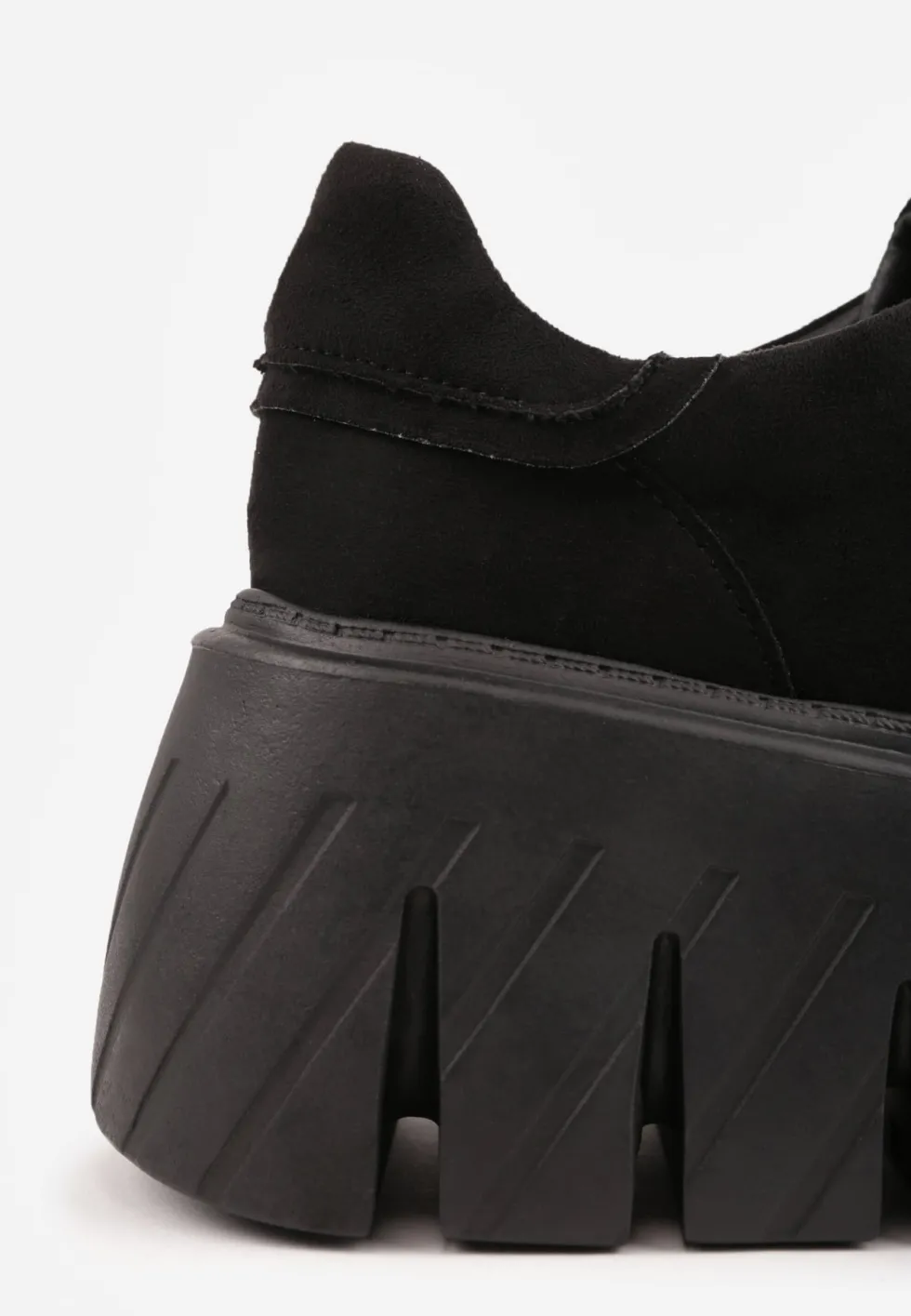 Czarne Sneakersy VICES na Platformie Typu Chunky Tassi