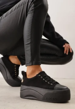 Czarne Sneakersy VICES na Platformie z Metaliczną Aplikacją i Napisem Beli
