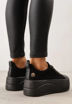 Czarne Sneakersy VICES na Platformie z Metaliczną Aplikacją i Napisem Beli
