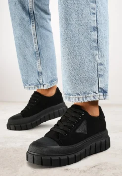 Czarne Sneakersy Vices na Platformie z Ozdobą i Napisem Leawen