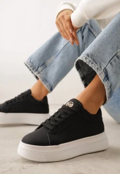 Czarne Sneakersy VICES Ozdobione Gwiazdą i Błyszczącą Wstawką Oranatta
