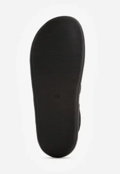 Czarne Sneakersy w Stylu Barefoot z Szerokim Noskiem z Imitacji Zamszu Ozdobione Paskami Canne