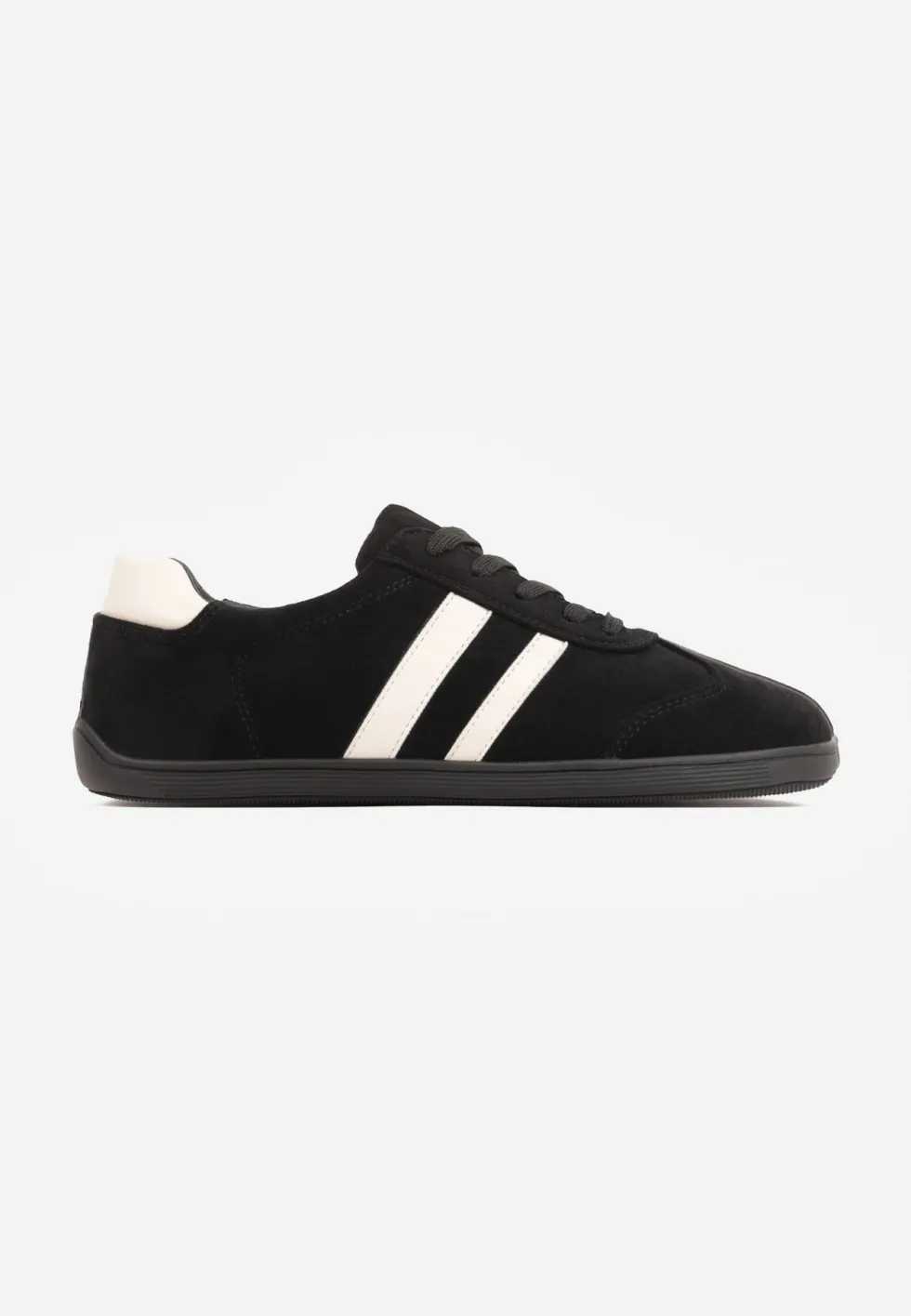 Czarne Sneakersy w Stylu Barefoot z Szerokim Noskiem z Imitacji Zamszu Ozdobione Paskami Canne