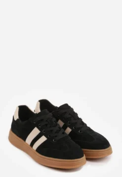 Czarne Sneakersy ze Skóry Naturalnej z Geometrycznym Wzorem Zetisius