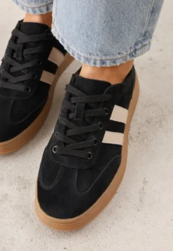 Czarne Sneakersy ze Skóry Naturalnej z Geometrycznym Wzorem Zetisius