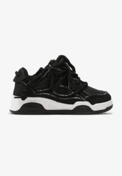 Czarne Sneakersy z Perforacją i Materiałowymi Wstawkami z Ozdobnym Sznurowaniem Luneth