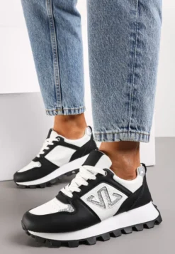 Czarne Sneakersy z Szerokim Protektorem i Brokatową Naszywką Afradia