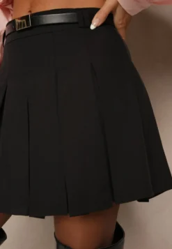 Czarne Spódnico-Spodenki High Waist z Plisowaniem Wykończone Paskiem Eviennes