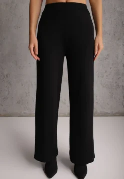 Czarne Spodnie Casual z Dzianiny z Wiskozą o Fasonie Straight Leg Nalex