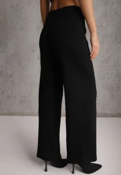 Czarne Spodnie Casual z Dzianiny z Wiskozą o Fasonie Straight Leg Nalex