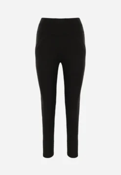 Czarne Spodnie o Fasonie Skinny z Gumką w Pasie i Kieszeniami Rizeena