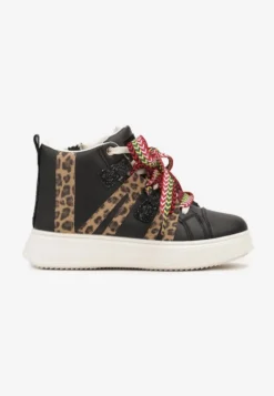 Czarne Streetwearowe Sneakersy na Grubej Podeszwie Ozdobione Kontrastowymi Wstawkami Kaittane