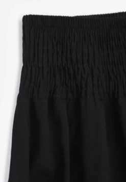Czarne Szerokie Spodnie High Waist o Długości 7/8 Rathi