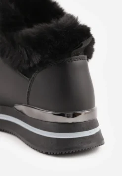 Czarne Sznurowane Botki Sneakersy z Futerkiem Gameda
