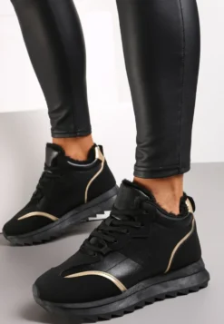 Czarne Sznurowane Sneakersy Ocieplane Futerkiem Bega