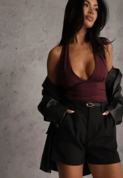 Czarne Szorty High Waist w Eleganckim Stylu z Cienkim Paskiem ze Sprzączką Rissarie