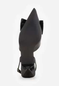 Czarne Szpilki Slingback Ozdobione z Przodu Kokardą Urea