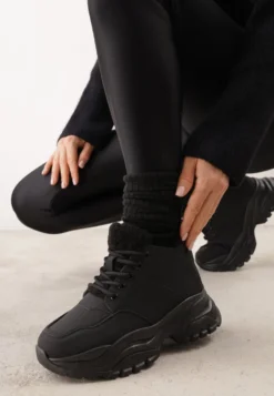 Czarne Trapery Sneakersy Vices na Platformie z Tłoczeniem Nirrise