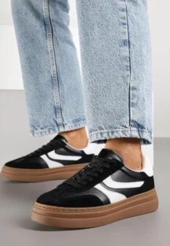 Czarne Zamszowe Sneakersy Tenisówki Ozdobione Geometrycznym Motywem Nalivette