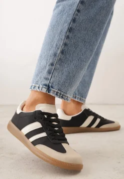 Czarno-Beżowe Casualowe Sneakersy na Płaskiej Podeszwie z Paskami Jereria