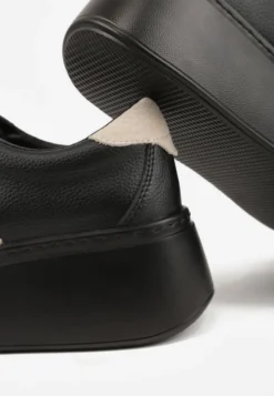 Czarno-Beżowe Sneakersy na Platformie ze Skóry Naturalnej Ozdobione Paskami Sovimi