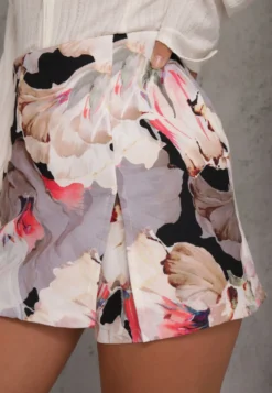 Czarno-Bezowe Spódnico-Szorty High Waist w Kwiaty Delliena