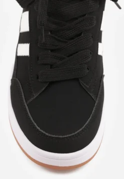 Czarno-Białe Sneakersy Basic z Paskami na Boku Adila