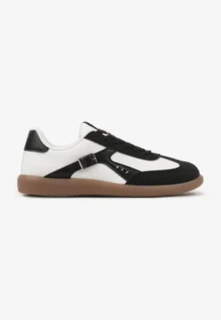 Czarno-Białe Sneakersy Klasyczne Tenisówki Zdobione Klamerką Senaniela