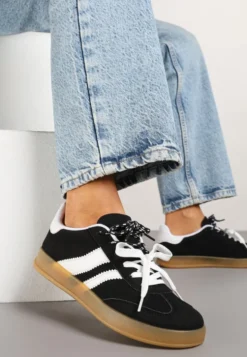 Czarno-Białe Sneakersy w Stylu Klasycznych Tenisówek z Imitacji Zamszu Lorlevia