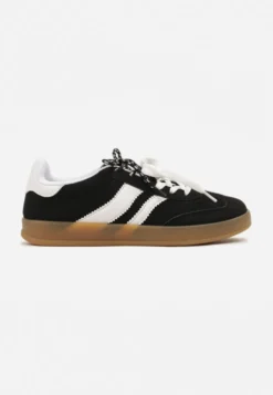 Czarno-Białe Sneakersy w Stylu Klasycznych Tenisówek z Imitacji Zamszu Lorlevia