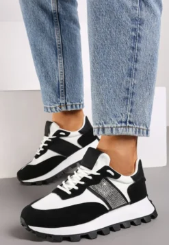 Czarno-Białe Sneakersy z Szerokim Protektorem i Brokatową Naszywką Thesalia