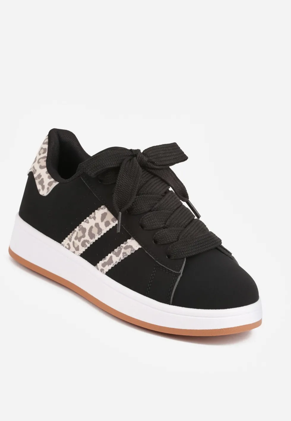 Czarno-Panterkowe Sneakersy na Niskiej Platformie z Naszywkami Flordexia