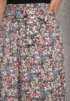 Czarno-Różowe Spodnie z Szerokimi Nogawkami High Waist z Bawełną Paskiem i Gumką w Talii Drosofia