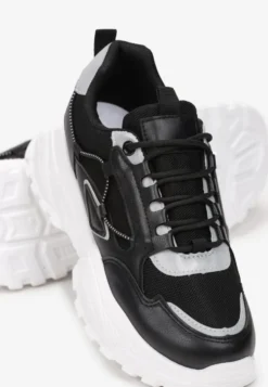 Czarno-Szare Sneakersy na Tłoczonej Podeszwie Zdobione Sznurkiem Wokół Pellesti