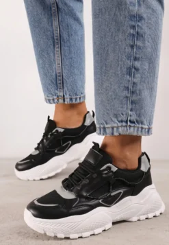 Czarno-Szare Sneakersy na Tłoczonej Podeszwie Zdobione Sznurkiem Wokół Pellesti