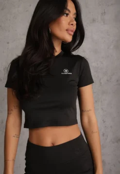 Czarny Basicowy T-shirt w Stylu Cropped z Subtelnym Nadrukiem Loraera